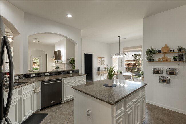 Building Photo - 25534 Overbrook Terrace Ln