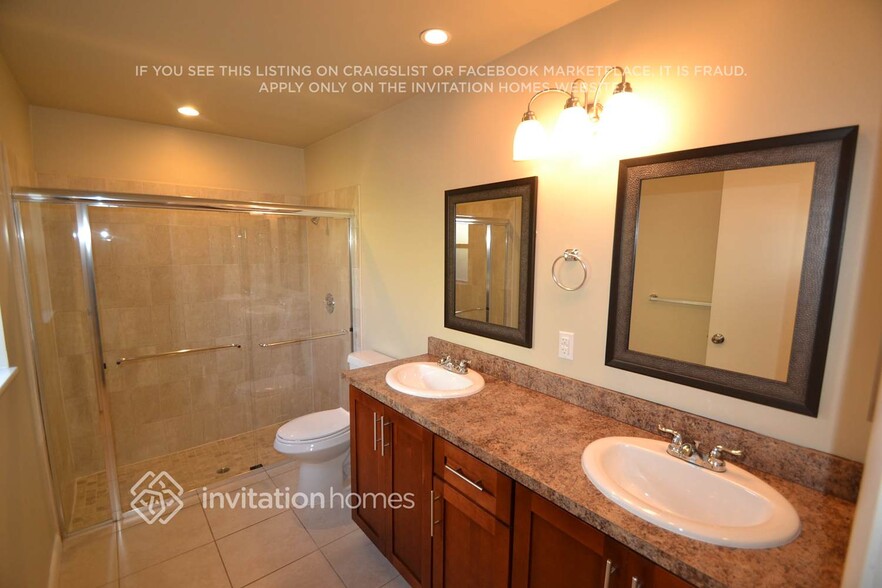 Building Photo - 9821 NW 41st Ct