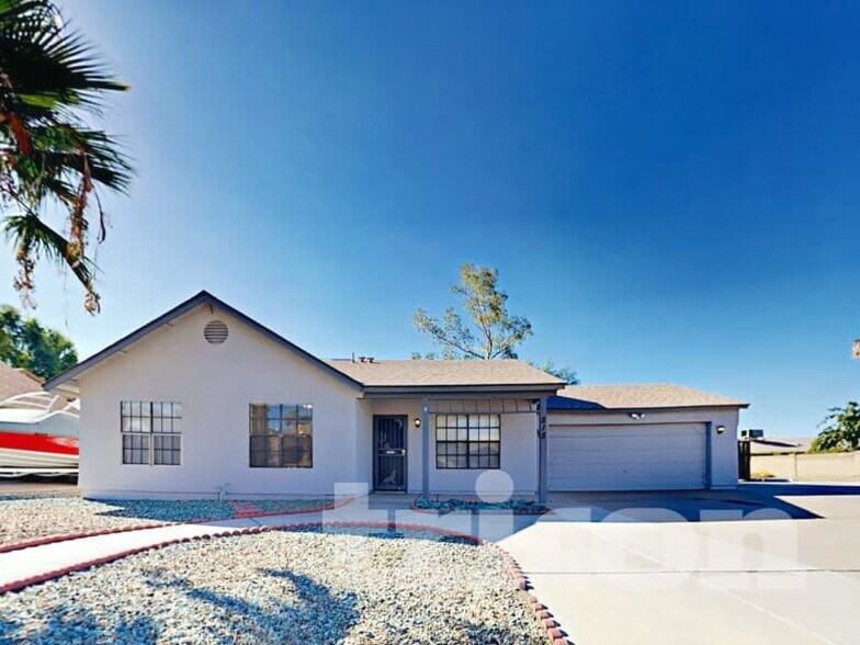 Primary Photo - 515 E Rockwood Dr