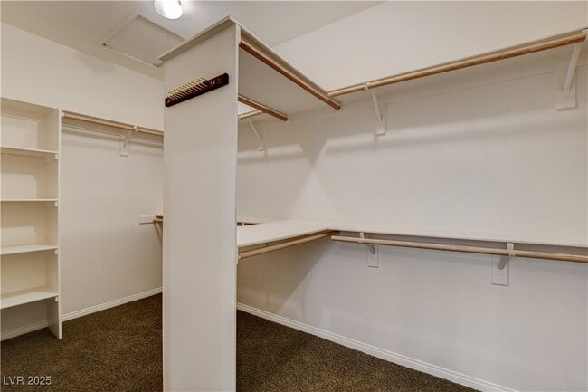 Building Photo - 136 Ultra Dr