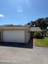 Building Photo - 215 Augusta Way