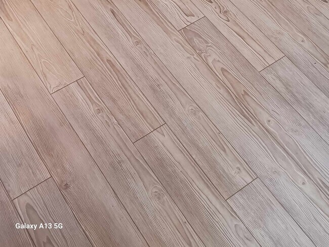 Building Photo - 114 Easterly Rd