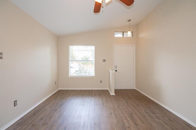 Building Photo - 12931 Marimba Trail