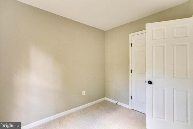 Building Photo - 2111 Cambridge Park Ct