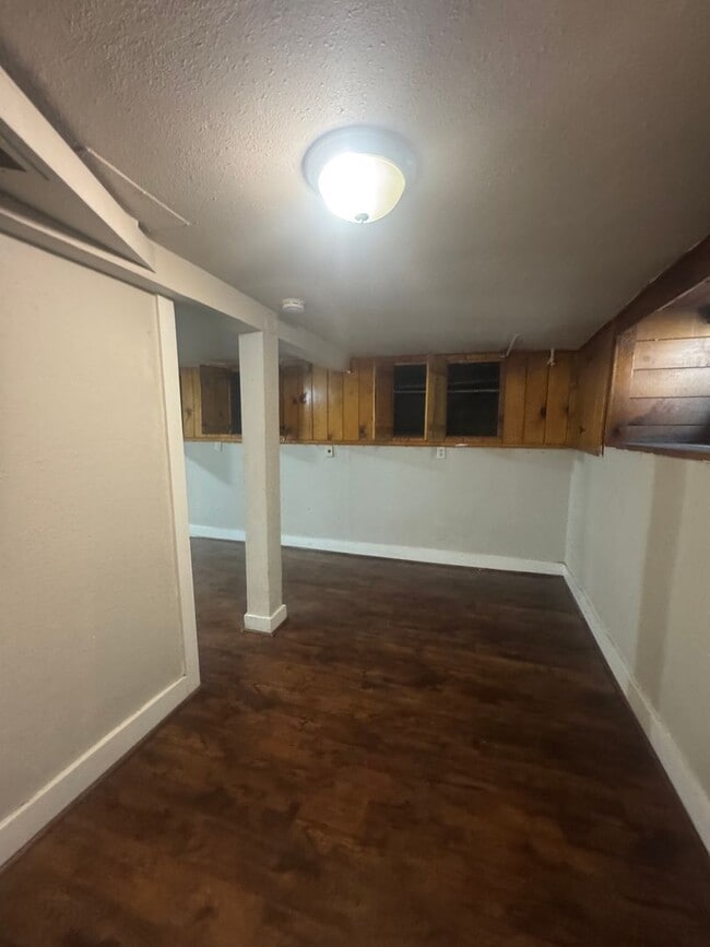 Building Photo - Non-Refundable & Security Deposit Total: $...
