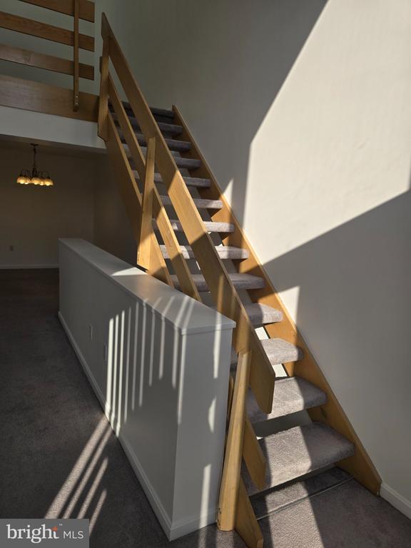 Building Photo - 306 Cherrington Dr