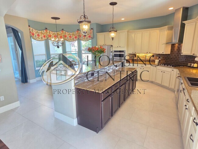 Building Photo - Serrano Executive 4bd/4.5ba Executive Home with Pool, Spa & 4-Car Garage!