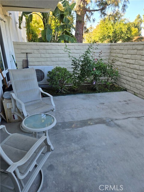 Building Photo - 2179 Via Puerta