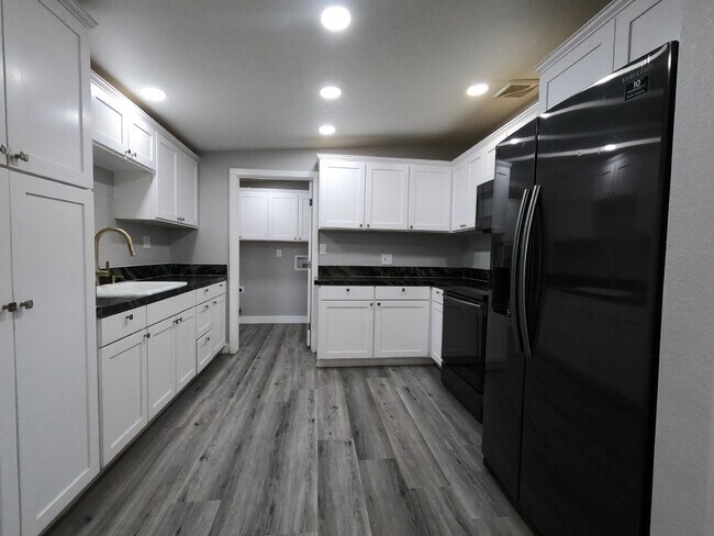 Building Photo - SINGLE-STORY HOME | NEWLY RENOVATED | SAHARA & EASTERN | CENTRAL LAS VEGAS