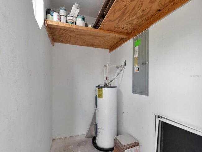 Building Photo - 34902 Teeview Ln