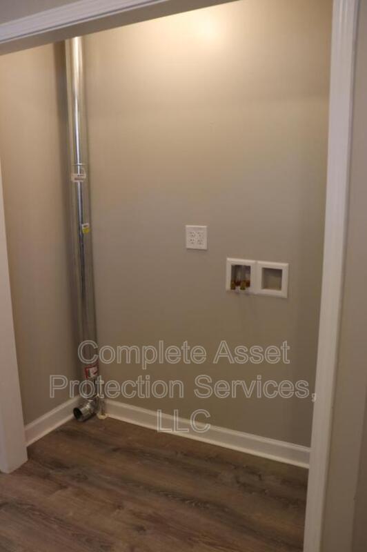 Building Photo - 2873 New Hampshire St