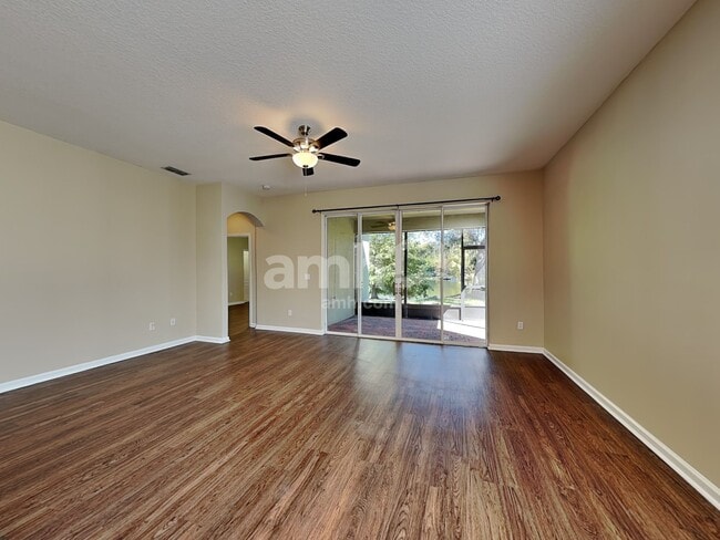 Building Photo - 461 Misty Oaks Run