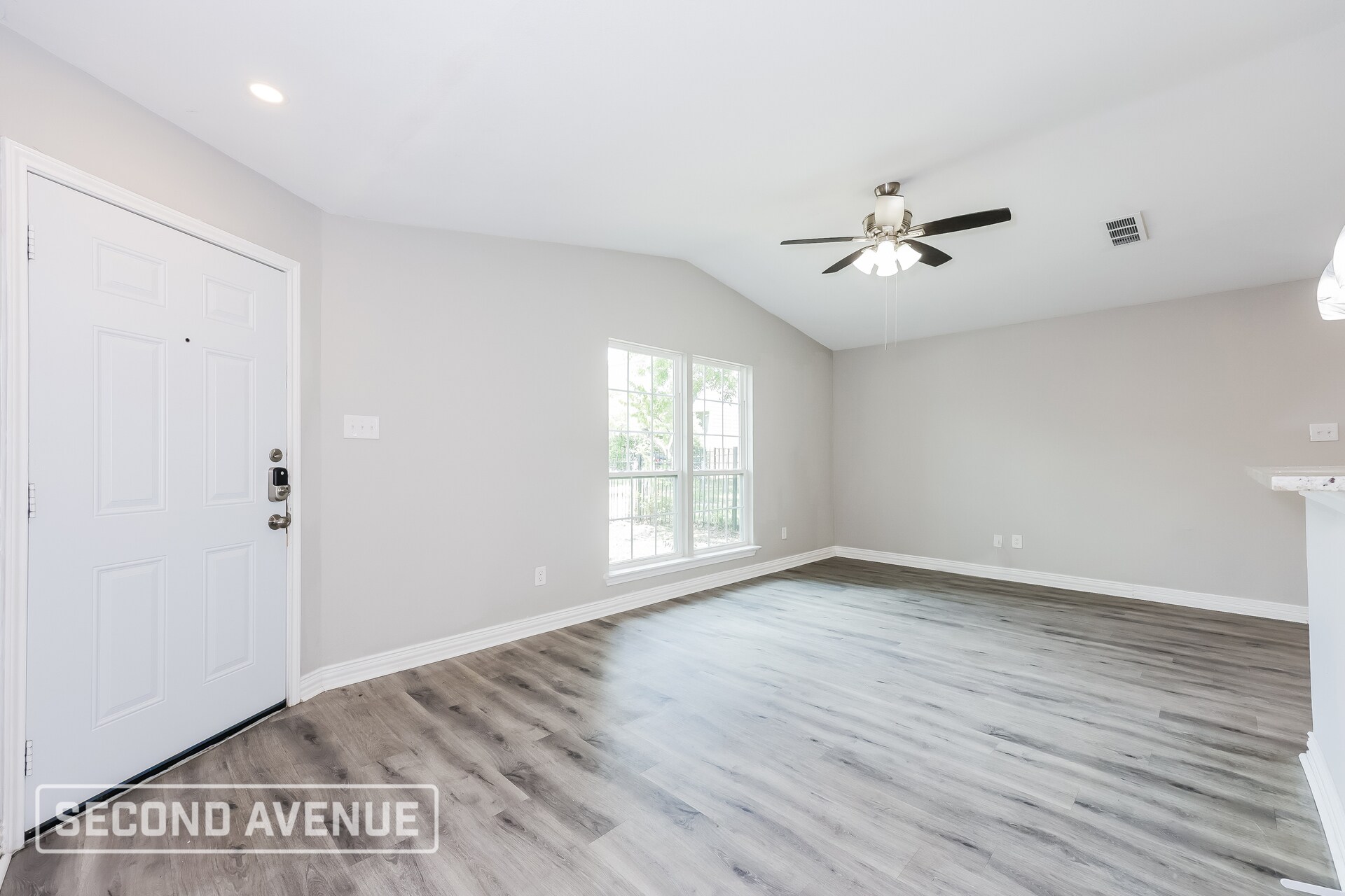 Building Photo - 2024 Lewiston Ave