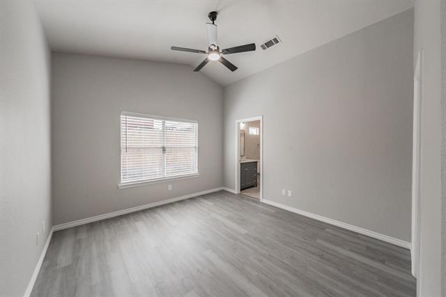 Building Photo - 3028 Thicket Bend Ct