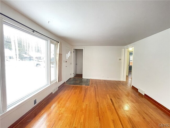 Building Photo - 121 Wadsworth Rd