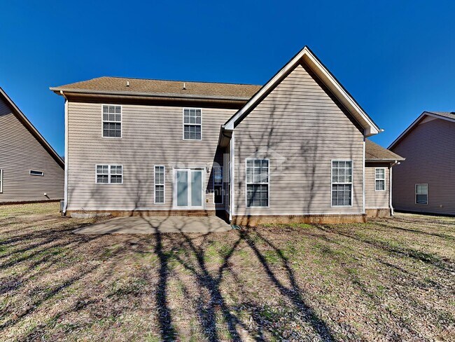 Building Photo - 4321 Roxburghe Ct