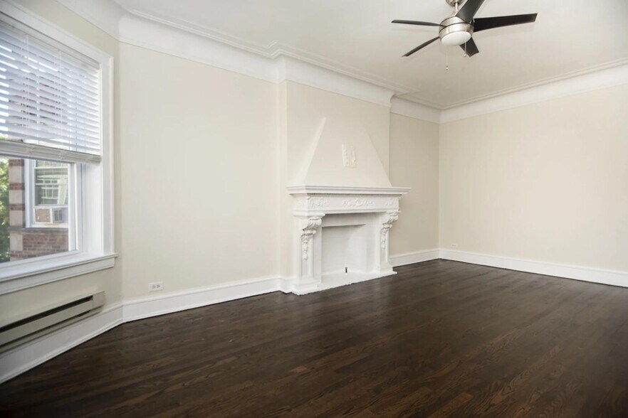 Building Photo - 331 Kedzie St