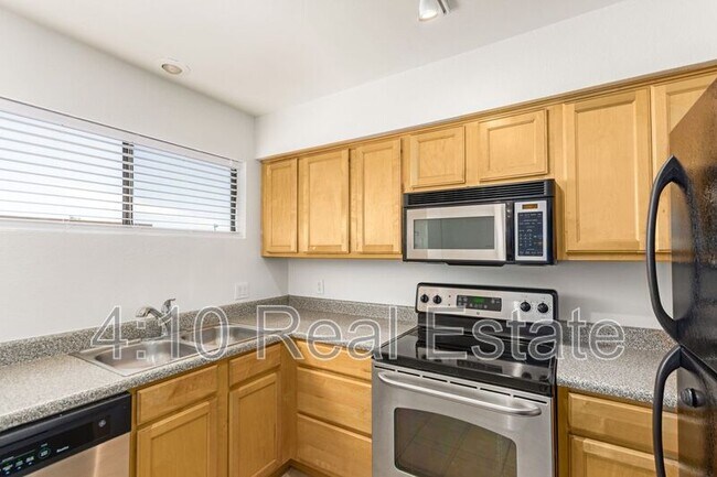 Building Photo - 11640 N 51st Ave