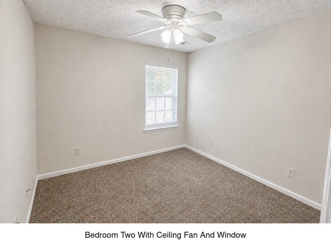 Building Photo - 3-Bedroom Pet Friendly Home with Fenced Backyard Near GA-400