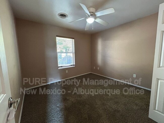 Building Photo - 6025 Arroyo Dr