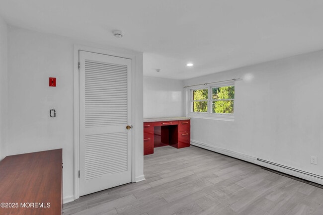 Building Photo - 65 E River Rd