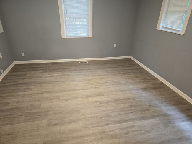 Building Photo - 2 Bed 1.5 bath house in Cayce