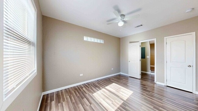 Building Photo - 3 bed 2 bath home with a carport in backyard