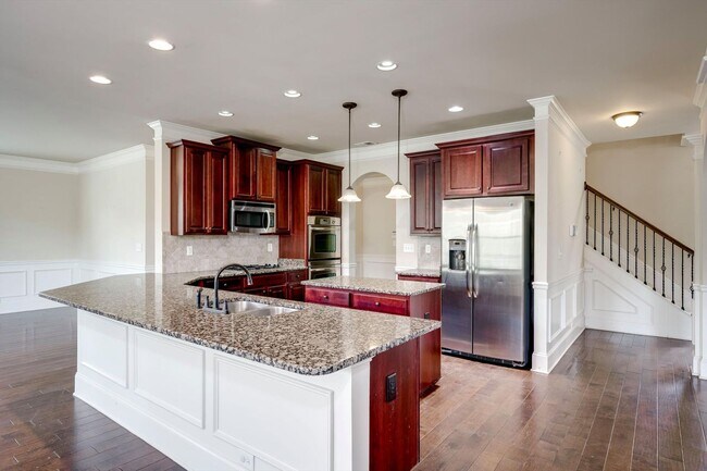 Building Photo - 542 Oconee Cir
