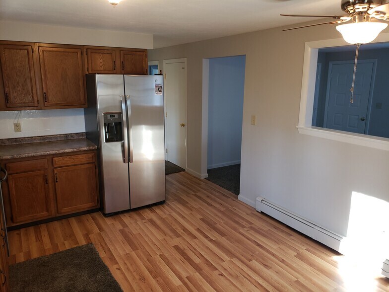 Building Photo - 507 Hancock St