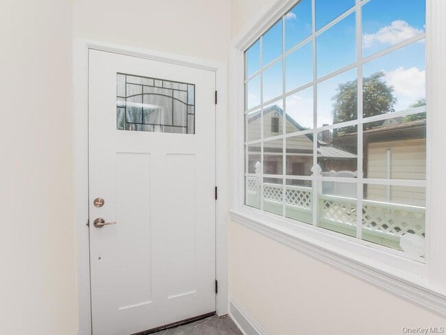 Building Photo - 70 Normandy Rd