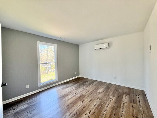 Building Photo - Newly Remodeled 3BD, 2BA Wake Forest Home on a Large, Private Lot with a Bonus Room and a Fenced ...