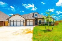 Building Photo - 2244 E Kellan Ct Terrace