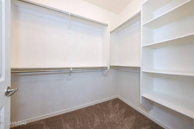 Building Photo - 10401 Yew Pl