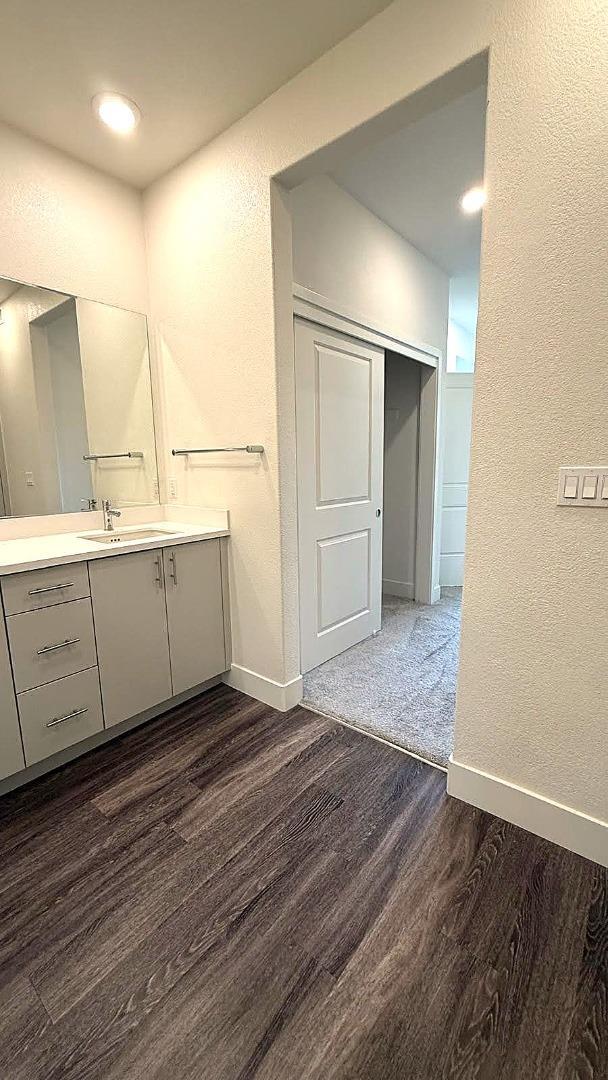 Building Photo - 5933 Sunstone Dr