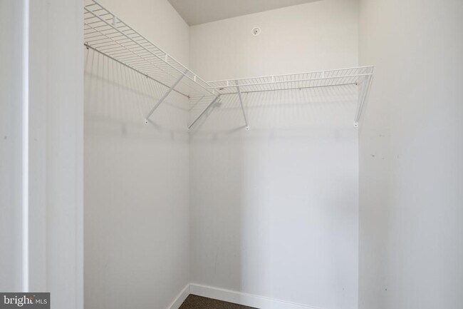 Building Photo - 1418 Christian St