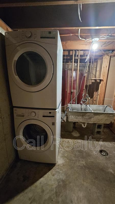 Building Photo - 1222 E Baldwin Ave