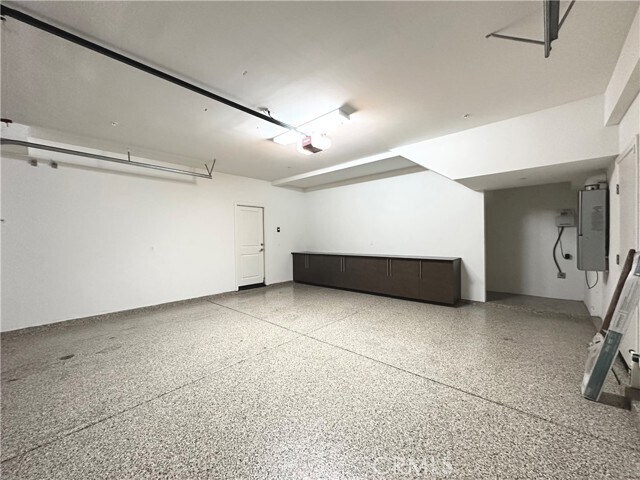 Building Photo - 38 Lupari