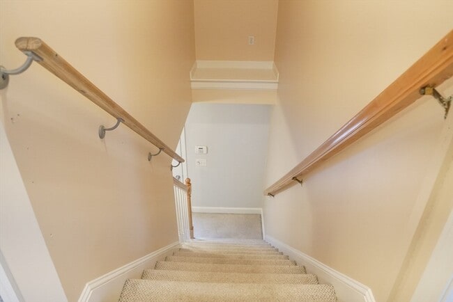 Building Photo - 14 Eastern Ave