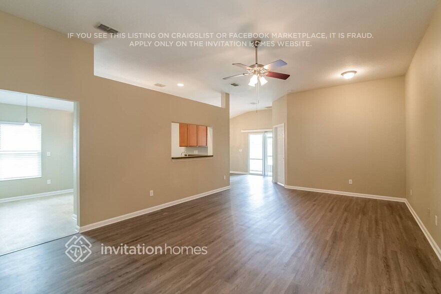 Building Photo - 640 Birchbark Trail