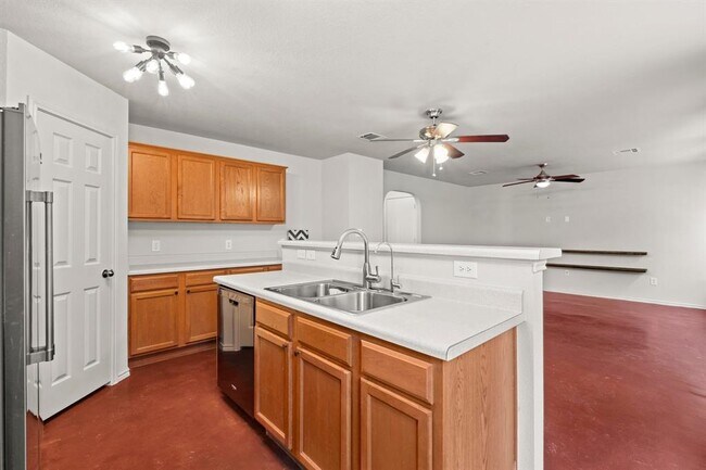 Building Photo - 4608 Acers Ln