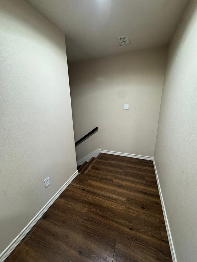 Building Photo - 1507 Port Texas Dr