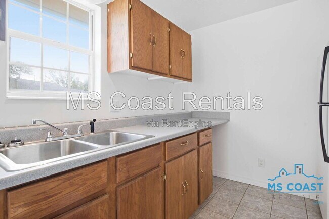 Building Photo - 15317 Waycross Dr