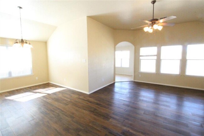 Building Photo - 107 Inman Dr