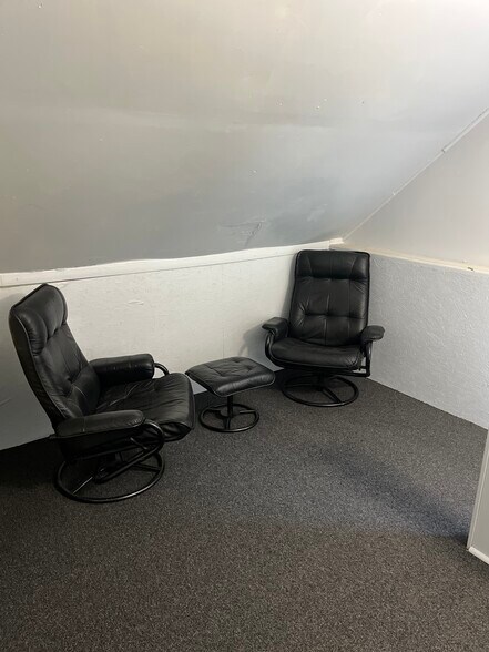 Building Photo - 207 S Mill St Apt 2