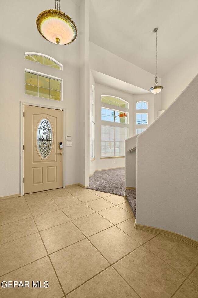 Building Photo - 6121 Byron St