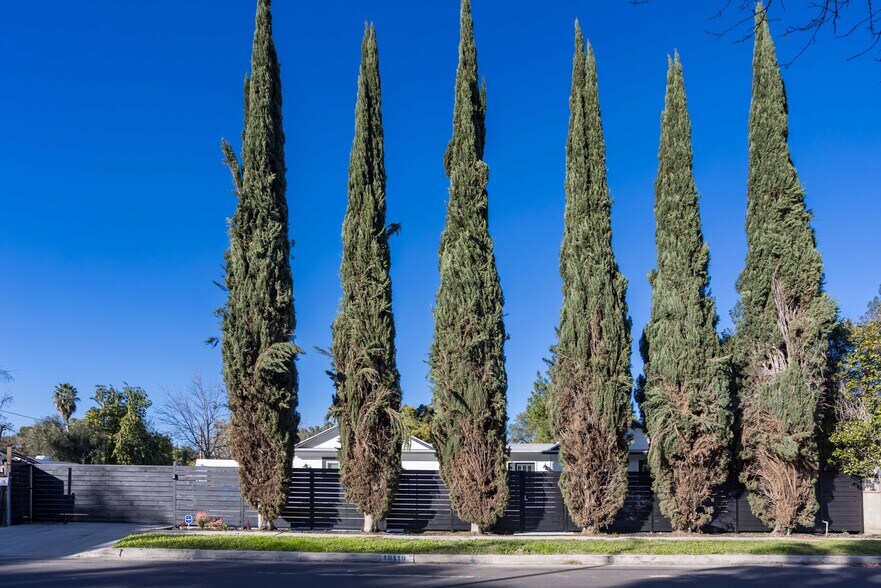 Building Photo - 19119 Ingomar St