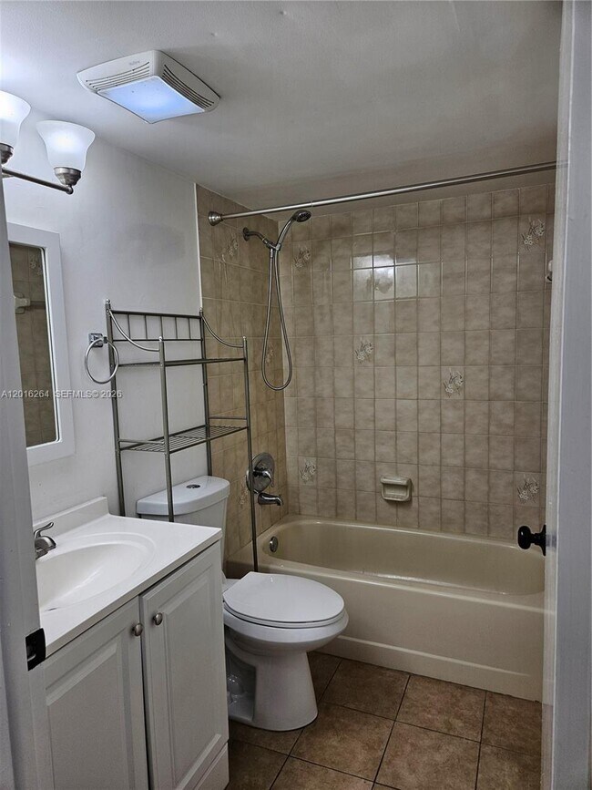 Building Photo - 11780 SW 18th St