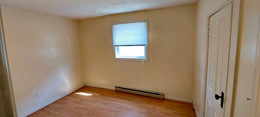 Building Photo - 405 Euclid Ave