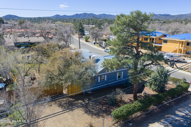 Building Photo - 639 Dameron Dr