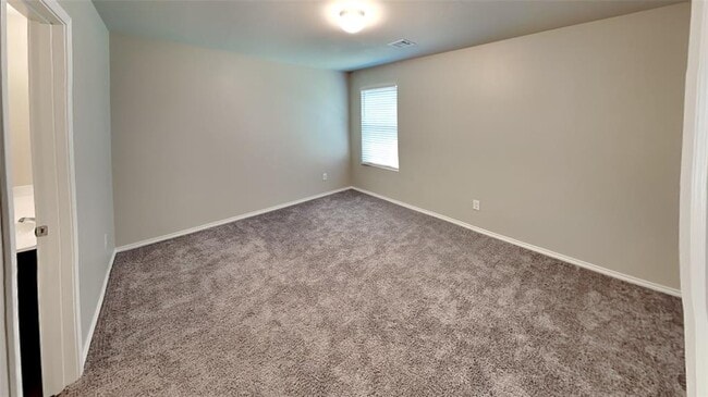 Building Photo - 5220 Mac Rd